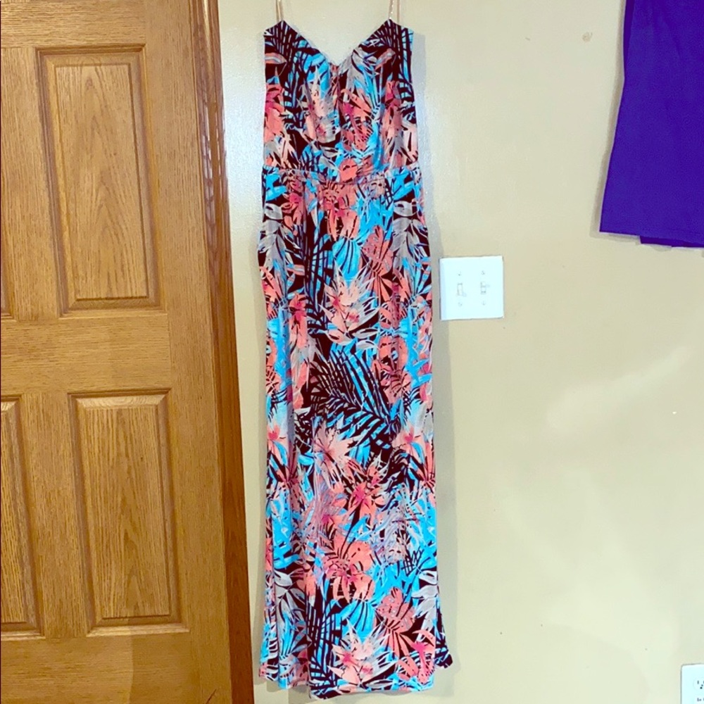 Strapless dress
